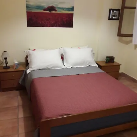 Cute With Romantic View Apartament Pyrgadikia