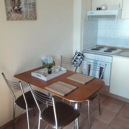 Cute With Romantic View Apartament Pyrgadikia